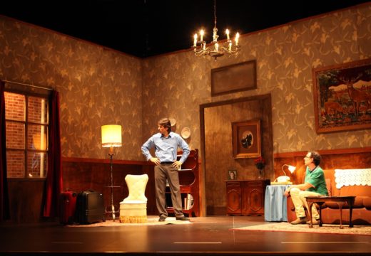 O Polivalente de Brión acolle venres a posta en escena de “DEP, unha comedia de morte”, de Teatro Malasombra